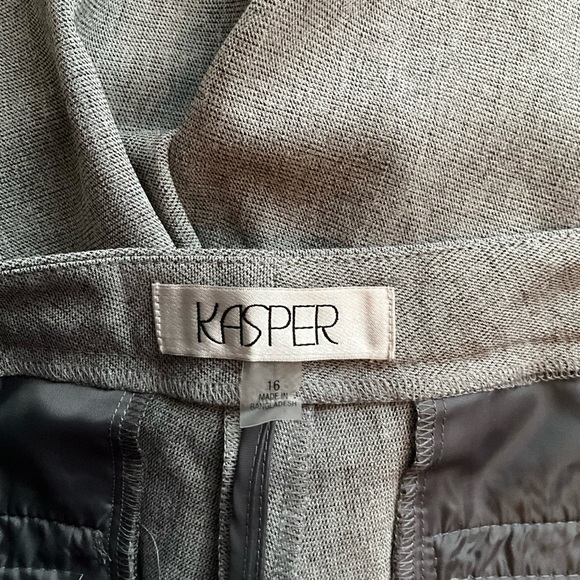 Kasper Women’s Tab-Waist, Straight-Fit Modern Dress Pants - Picture 2 of 5